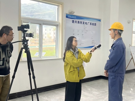 記者探訪(fǎng)照片 (1).jpg